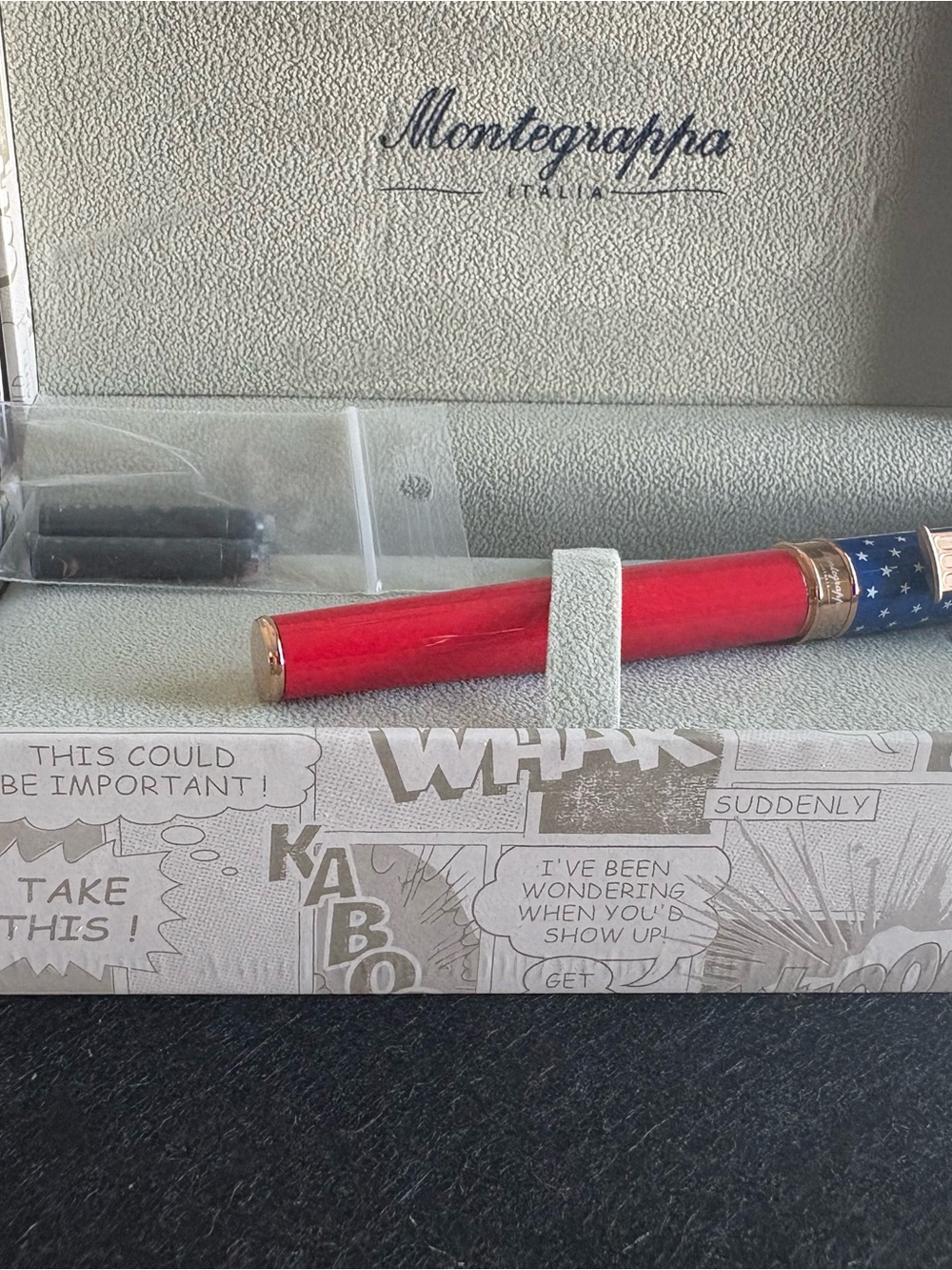 Montegrappa DC Comics Wonder Woman Fountain Pen Fine Nib ISDCW2PU New Box